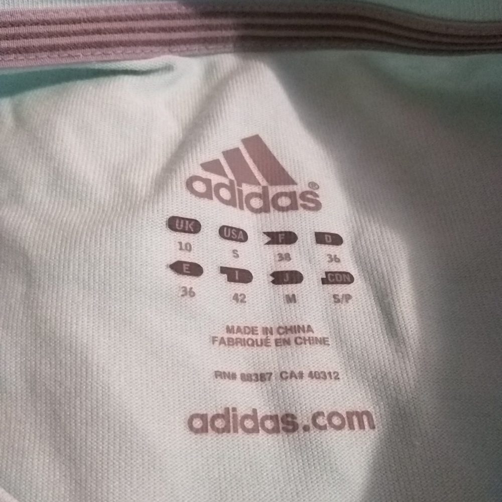 Last Chance!  Adidas light blue crew neck t-shirt - Picture 3 of 4